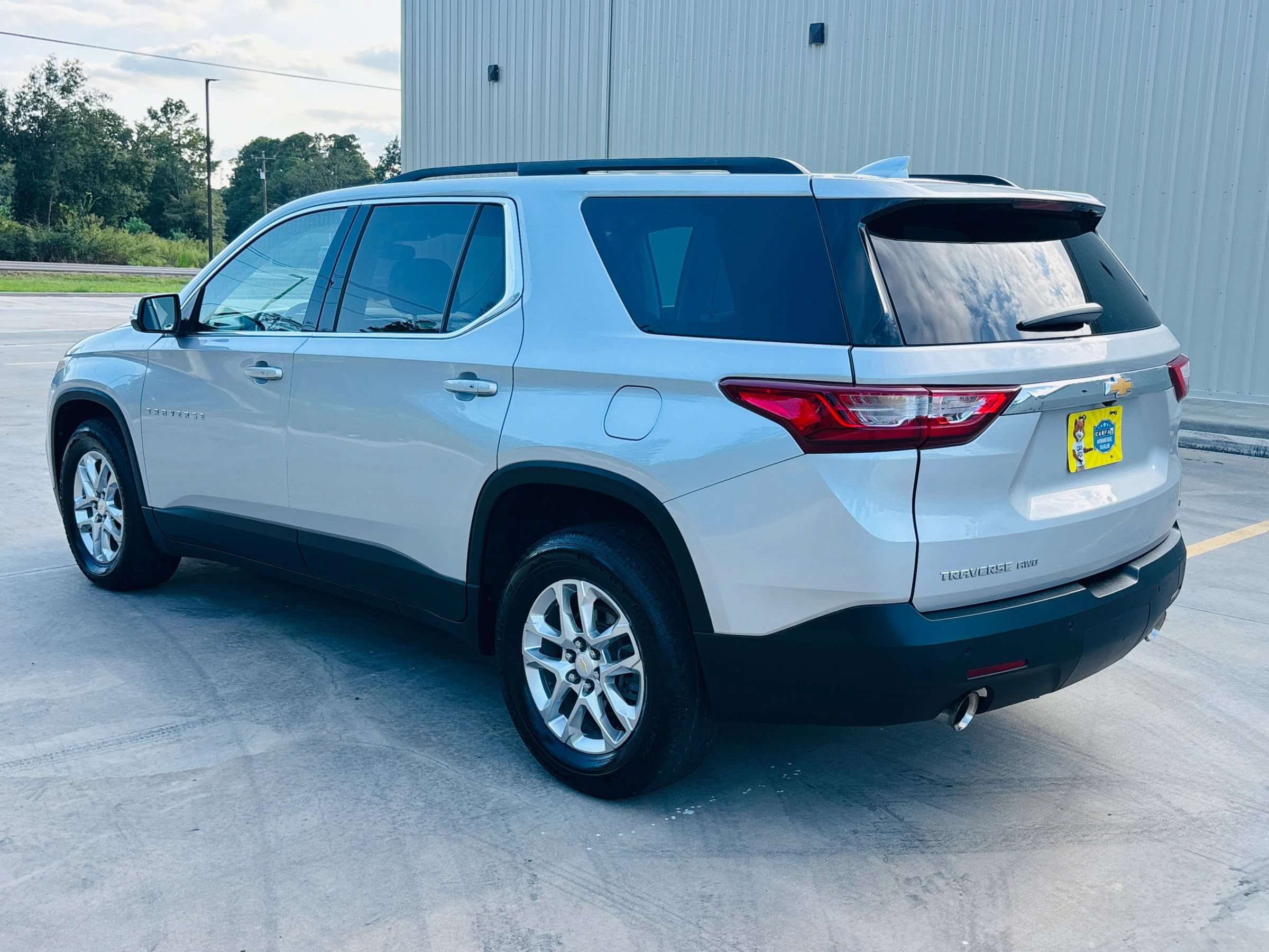 Used 2021 Chevrolet Traverse LT AWD/4WD image 6
