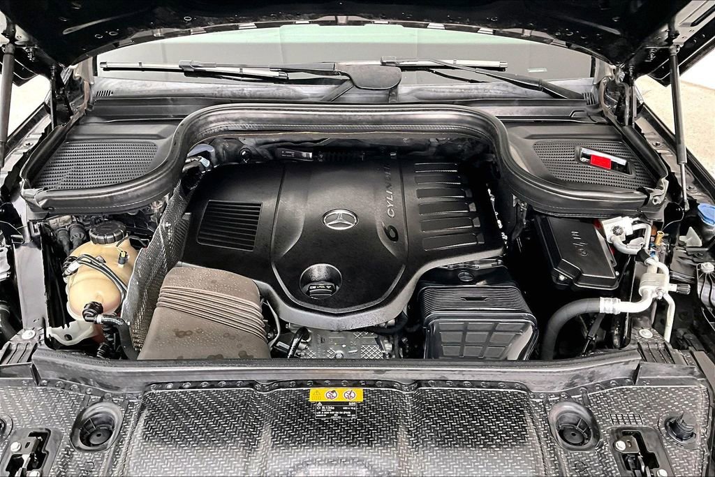 Used 2020 Mercedes-Benz GLE 450 4MATIC w/ Premium Package image 12