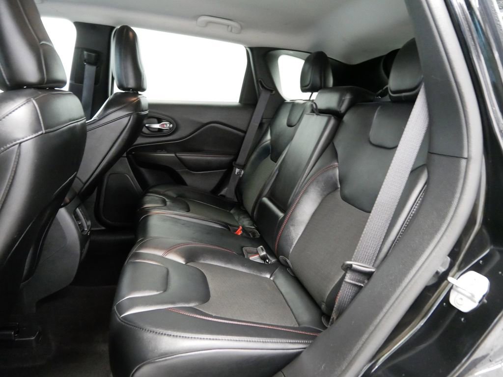 Certified 2022 Jeep Cherokee Trailhawk w/ Comfort/Convenience Group image 6