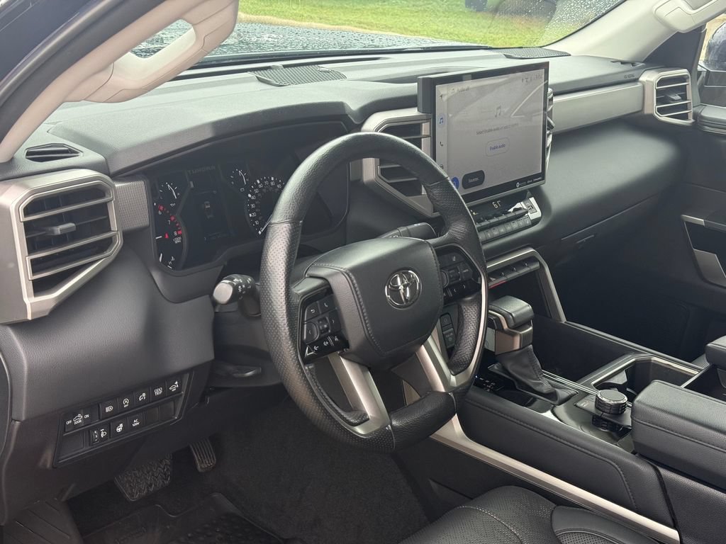 Used 2023 Toyota Tundra Limited w/ Power Package RWD image 9