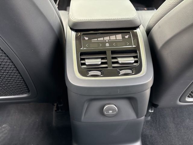 Certified 2023 Volvo XC90 T8 Plus w/ Protection Package Premier image 18