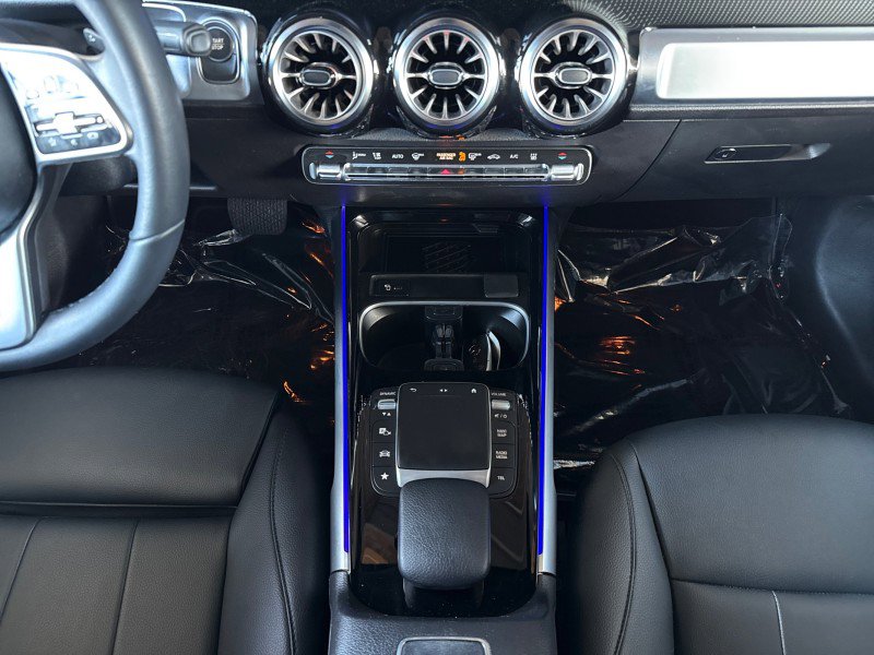 Used 2022 Mercedes-Benz EQB 300 4MATIC image 26