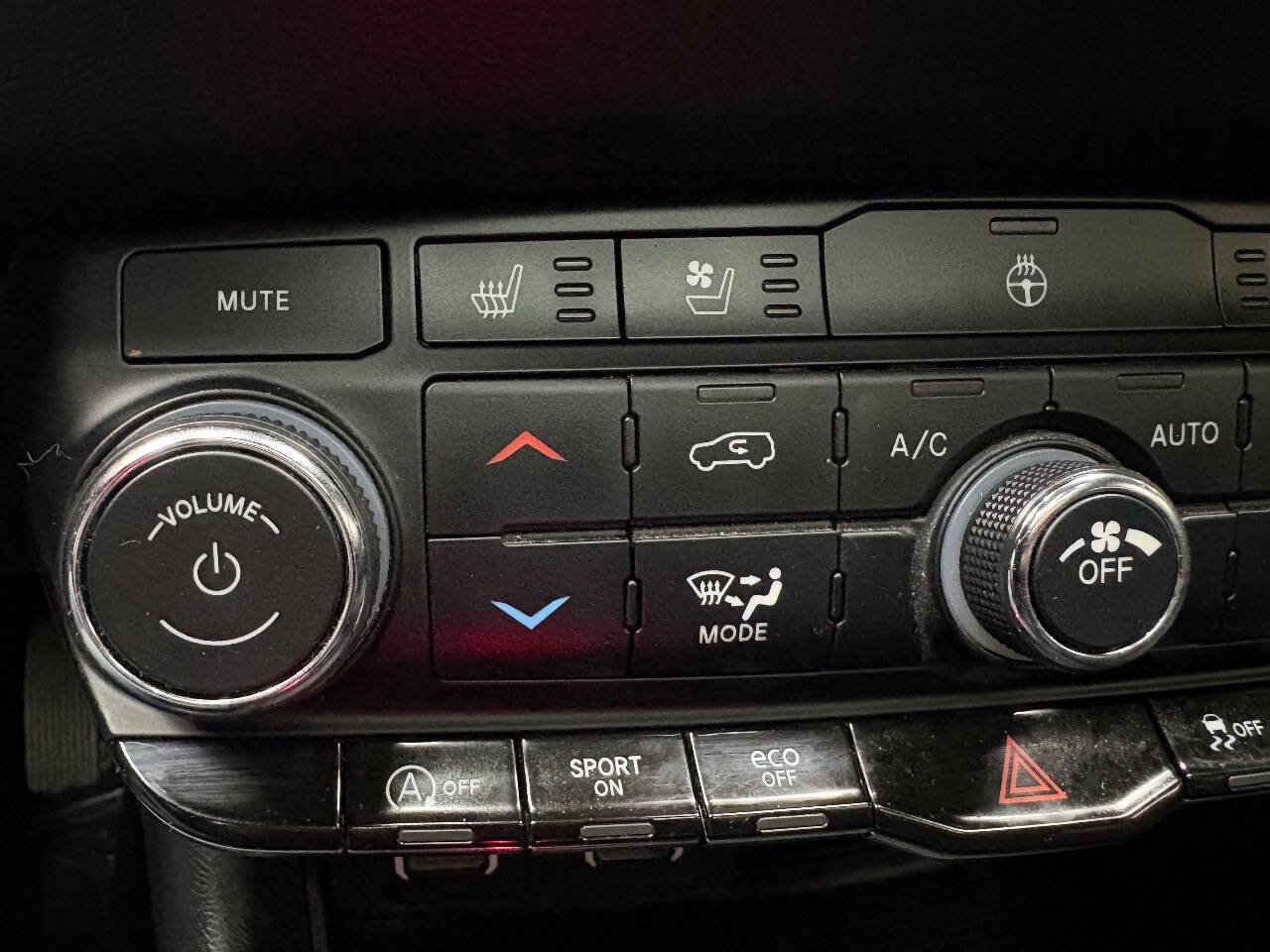 Used 2023 Dodge Durango GT image 56