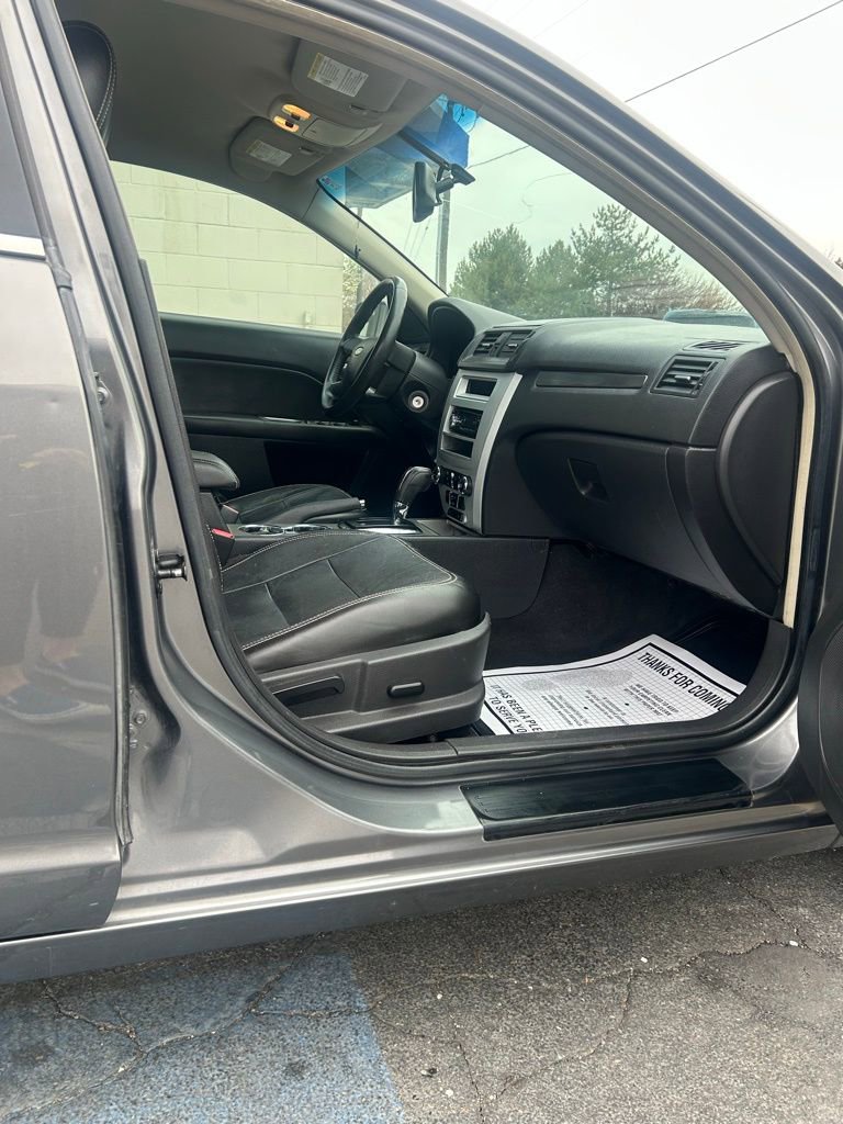 Used 2010 Ford Fusion SEL FWD image 8