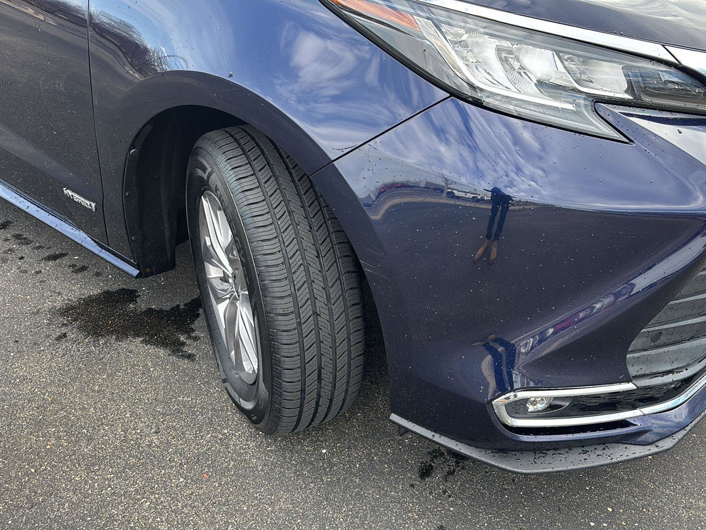 Used 2021 Toyota Sienna XLE FWD image 19