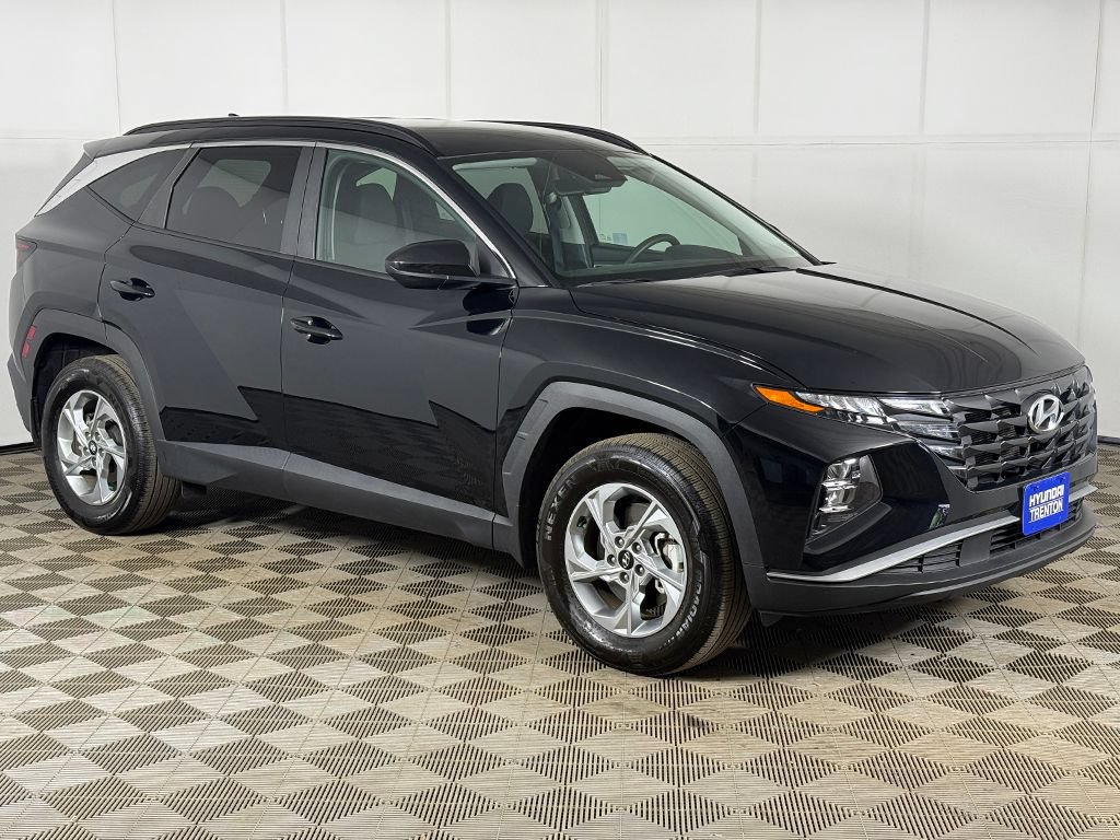 Certified 2024 Hyundai Tucson SEL AWD/4WD image 2