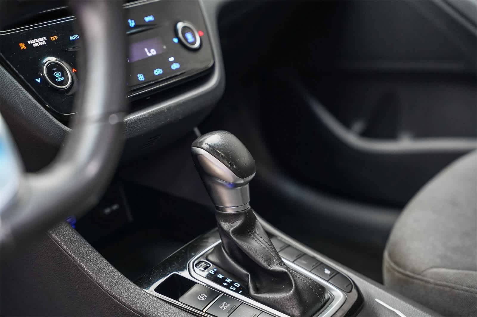 Certified 2020 Hyundai Ioniq SEL image 21