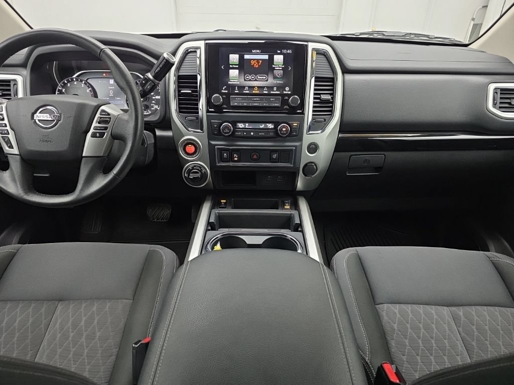 Used 2021 Nissan Titan SV w/ SV Convenience Package AWD/4WD image 29