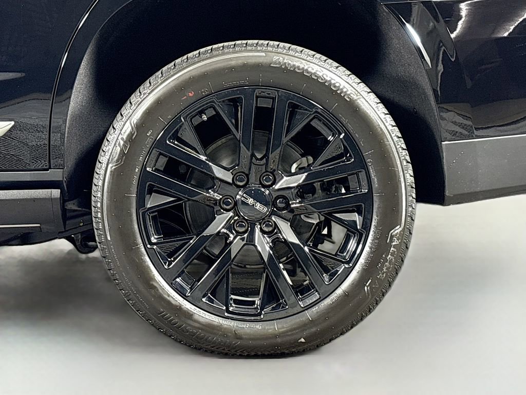 New 2026 GMC Yukon Denali w/ Sun & Power Step Package image 33