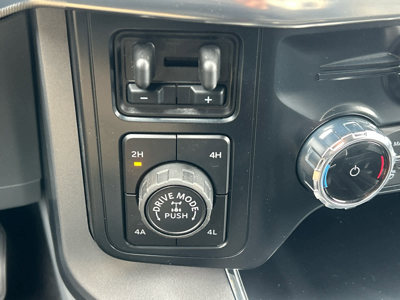 New 2026 Ford F150 Lariat image 48