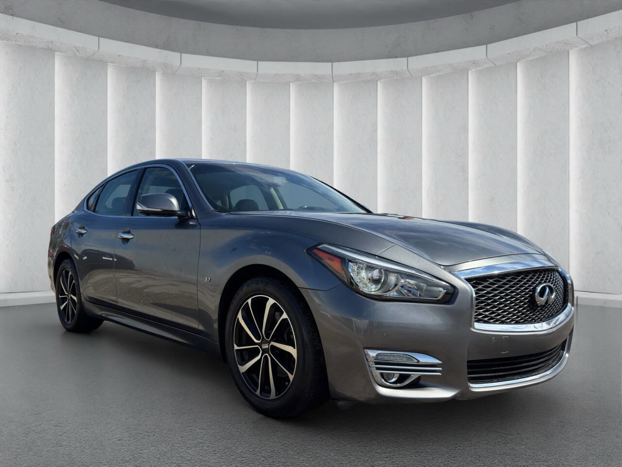 Used 2015 INFINITI Q70 3.7 image 7