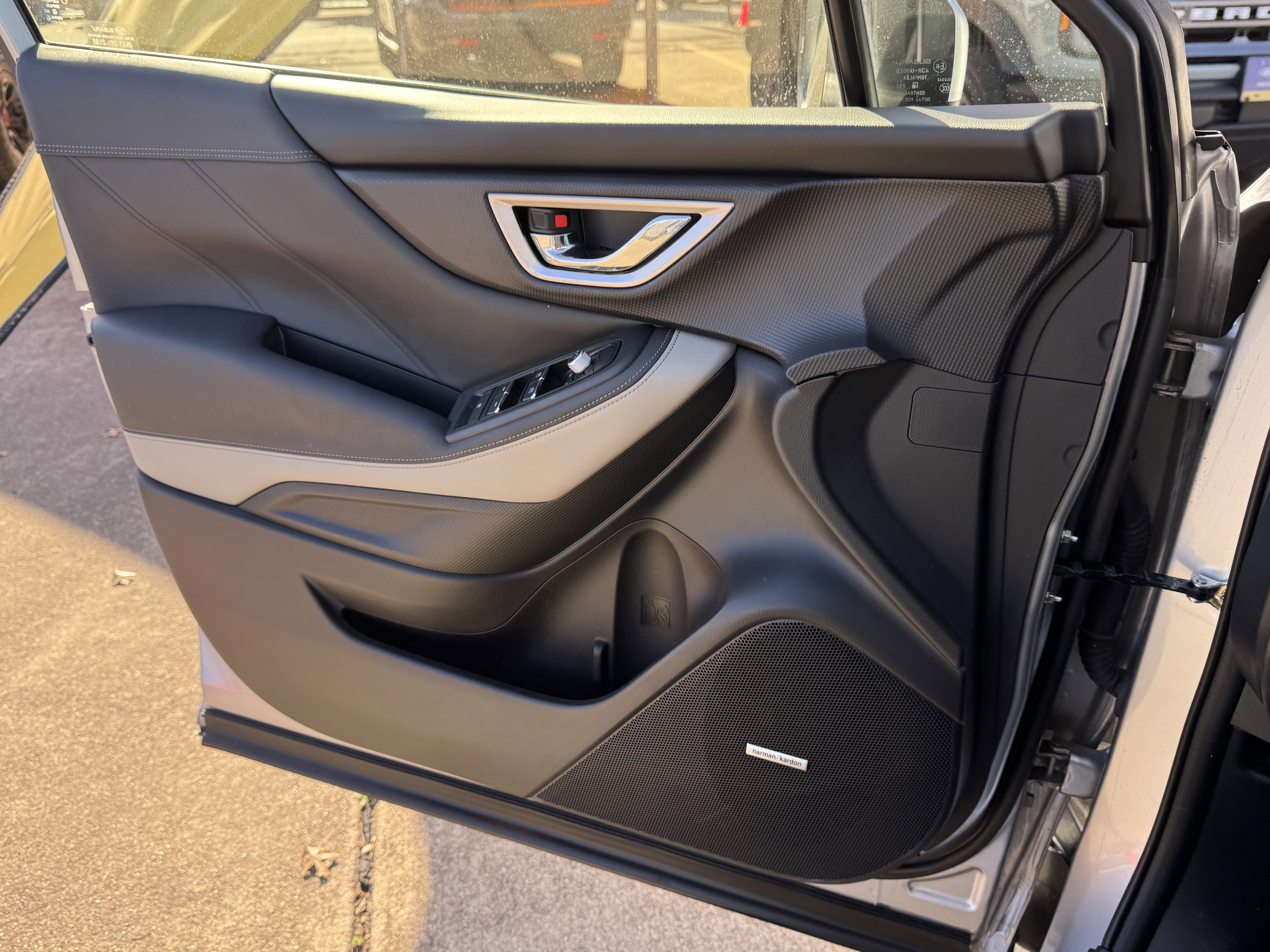 Used 2024 Subaru Forester Limited image 26