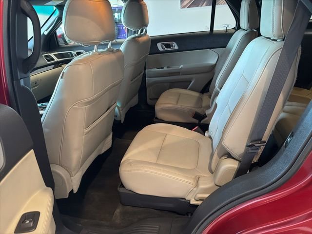 Used 2015 Ford Explorer Limited w/ Equipment Group 301A AWD/4WD image 13