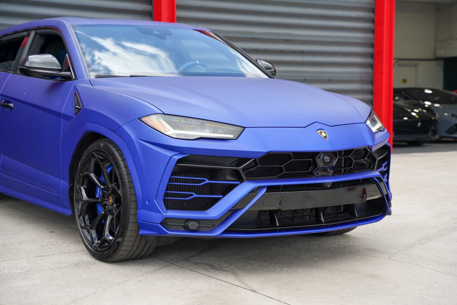 Used 2020 Lamborghini Urus image 13