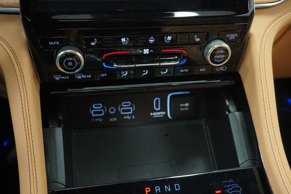 Certified 2025 Jeep Grand Cherokee L Summit AWD/4WD image 38