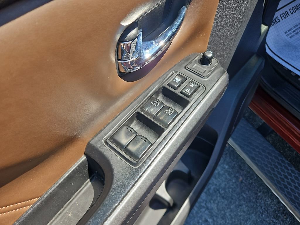 Used 2016 Nissan Titan Platinum Reserve image 12