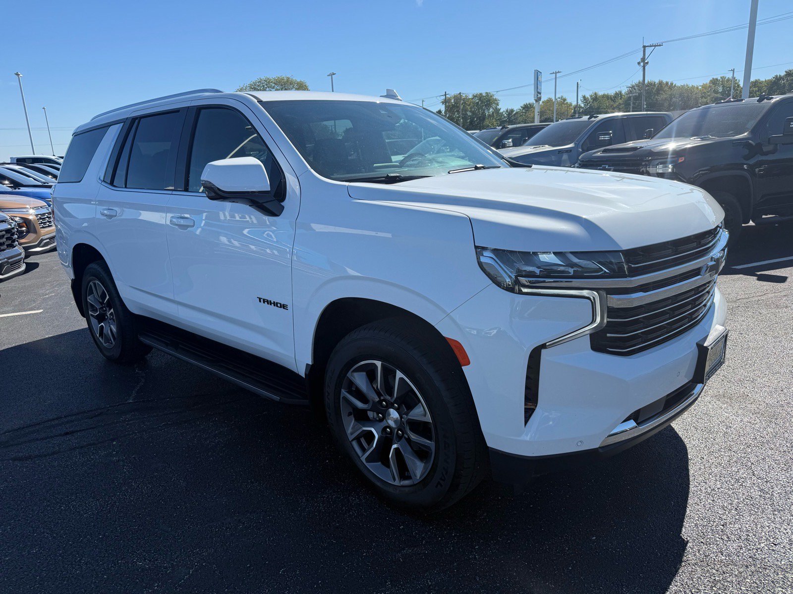 Used 2024 Chevrolet Tahoe LT w/ LT Signature Plus Package AWD/4WD image 7