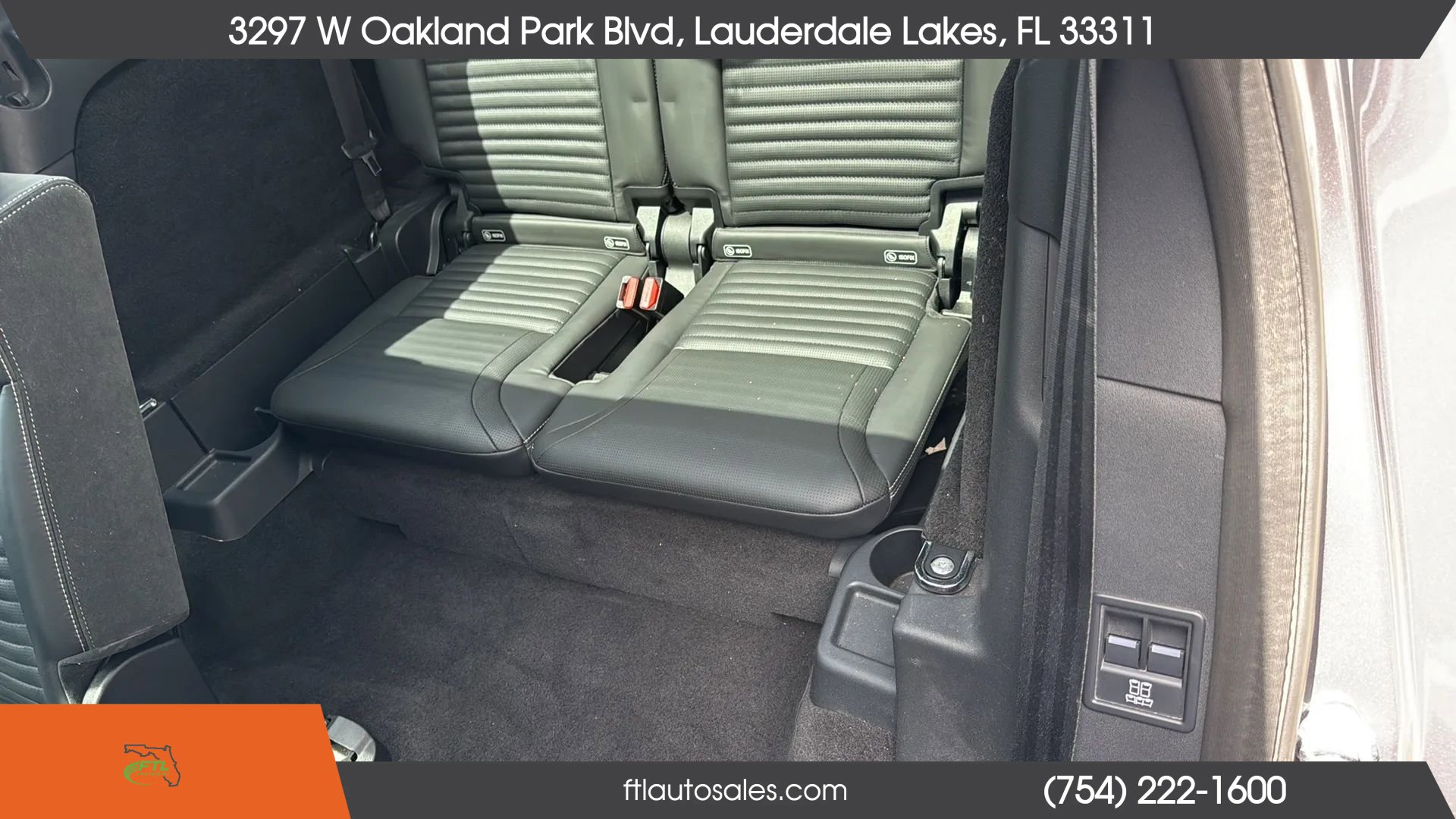 Used 2020 Land Rover Discovery HSE image 37