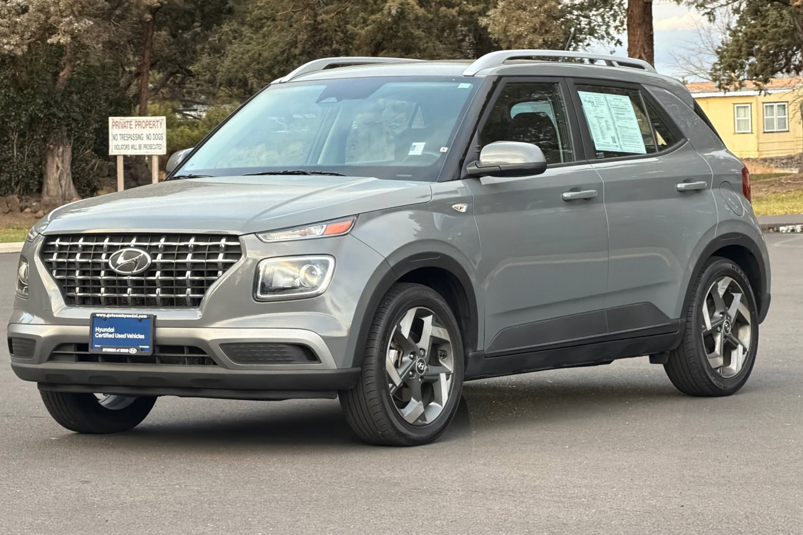 Certified 2023 Hyundai Venue SEL image 9