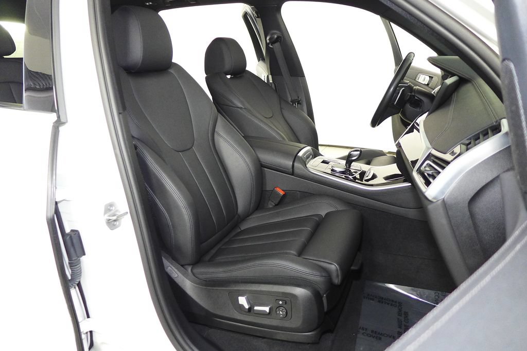 Used 2021 BMW X5 xDrive40i w/ Convenience Package AWD/4WD image 19