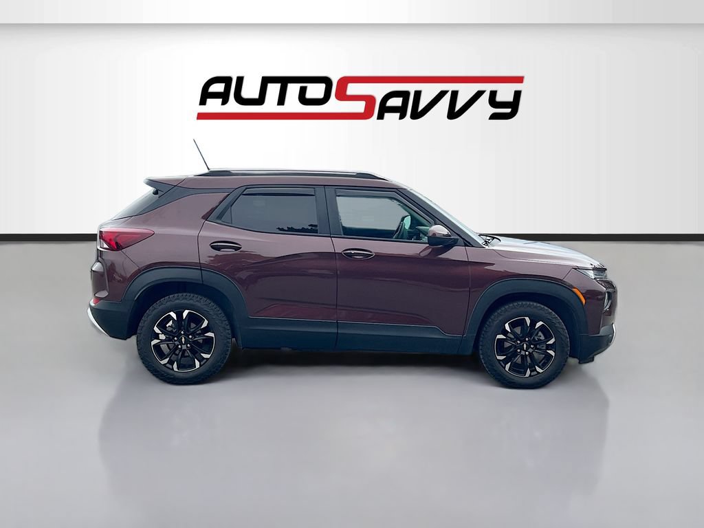 Used 2022 Chevrolet TrailBlazer LT w/ Convenience Package AWD/4WD image 8