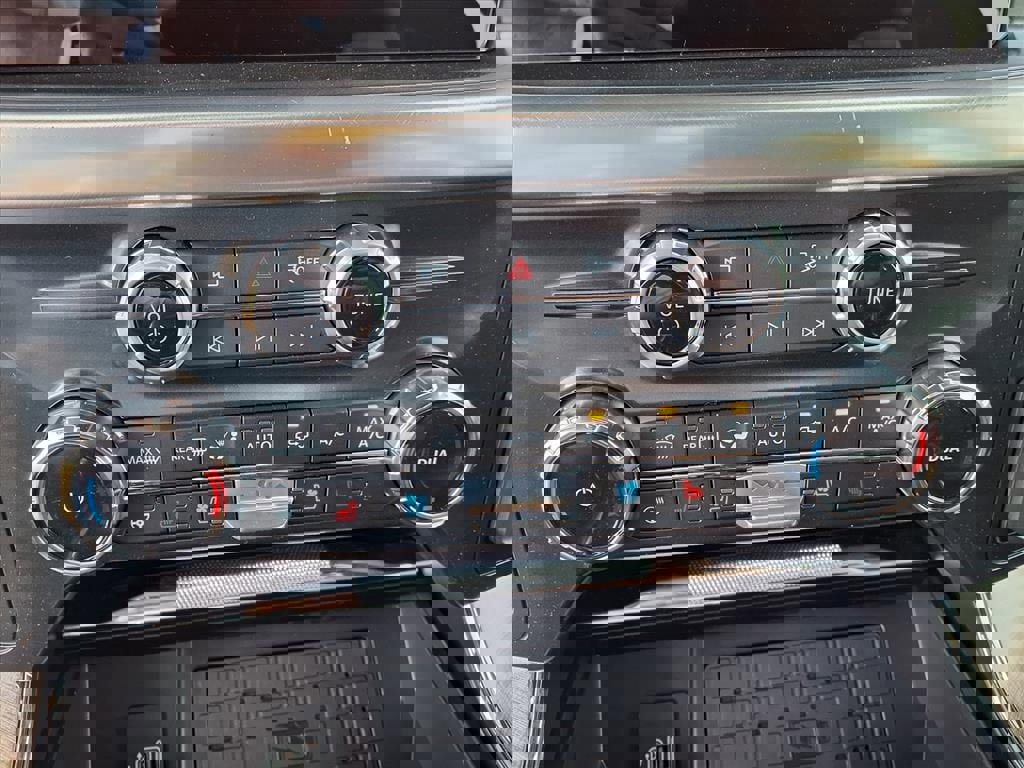 New 2025 Ford F150 King Ranch w/ FX4 Off-Road Package image 11