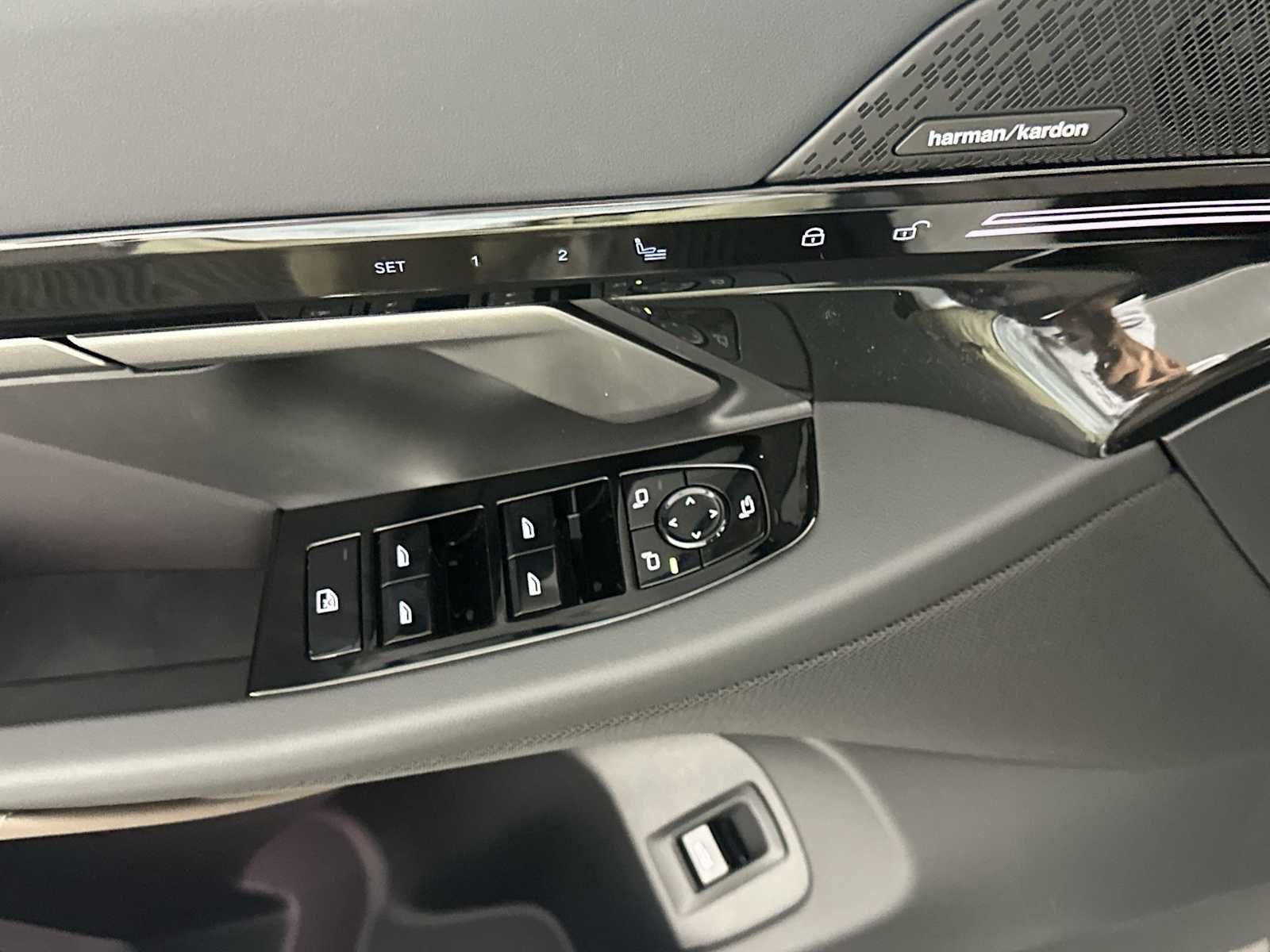 New 2026 BMW 530i xDrive w/ Premium Package image 13