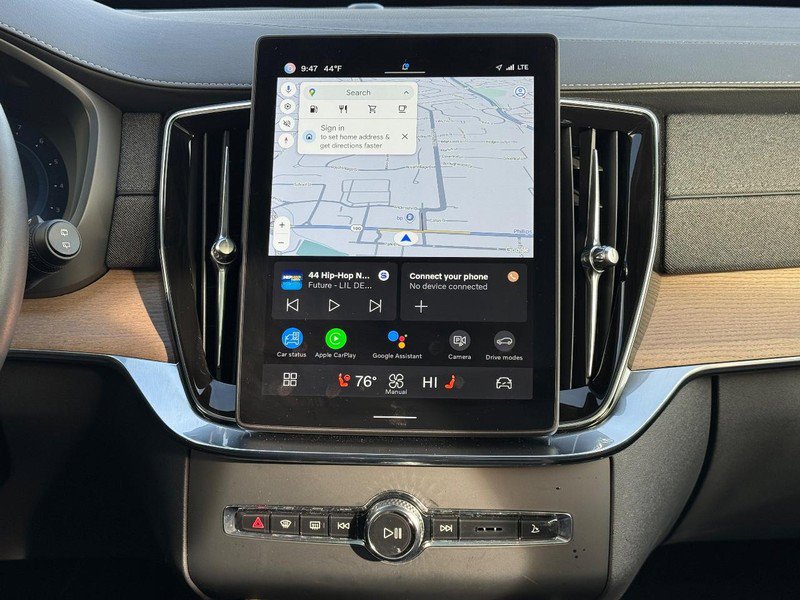 Certified 2025 Volvo XC90 B5 Plus image 14