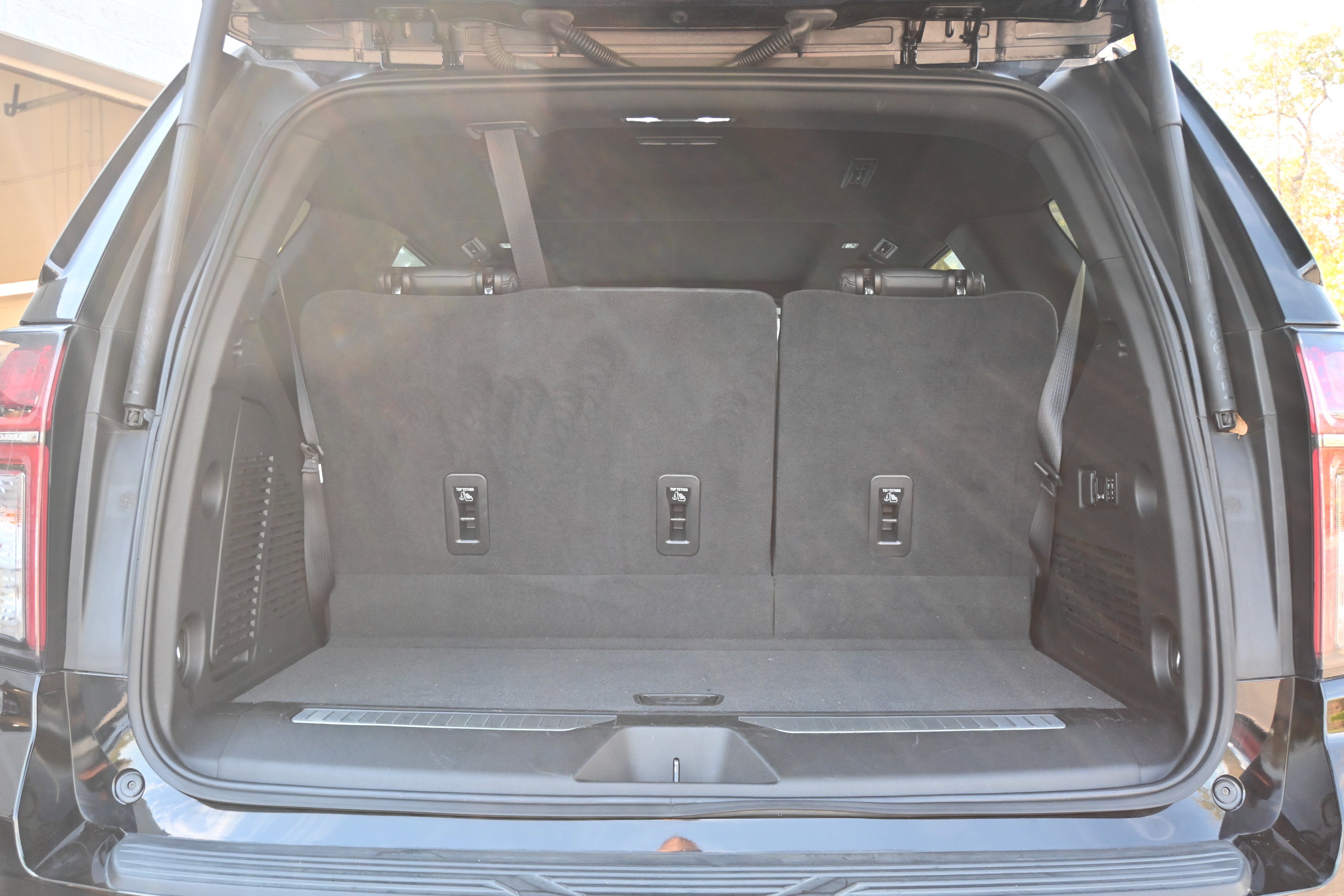 Used 2022 Chevrolet Tahoe Z71 w/ Luxury Package image 35