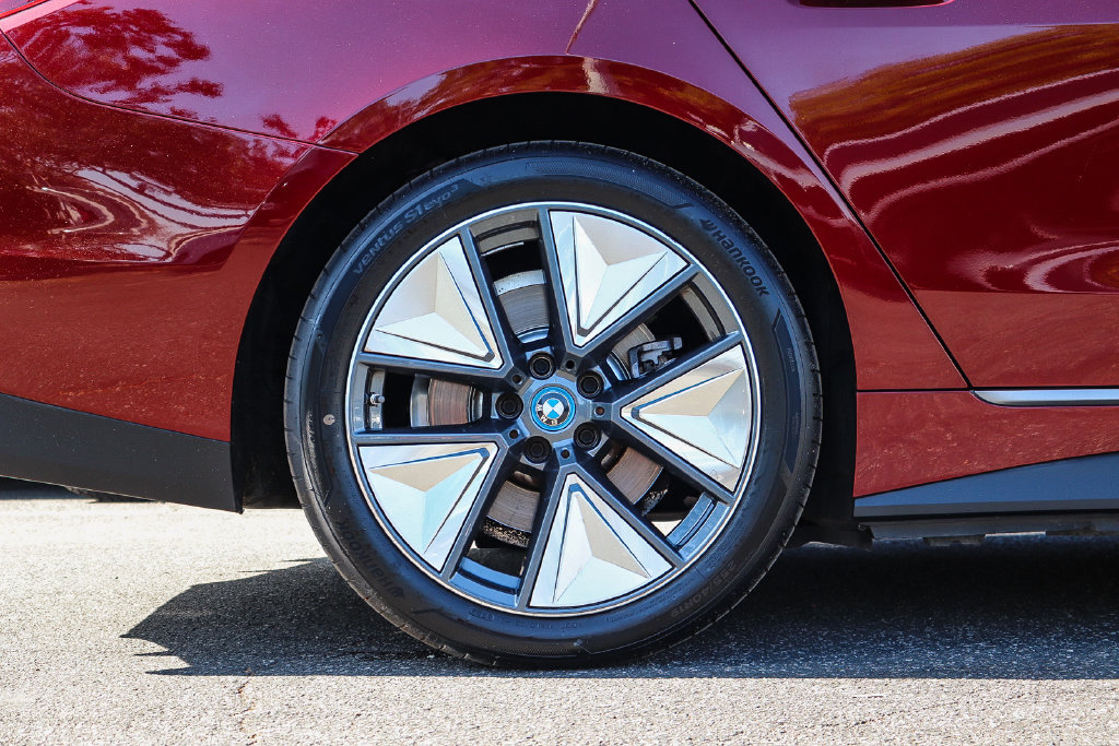 Certified 2023 BMW i4 eDrive35 RWD image 8