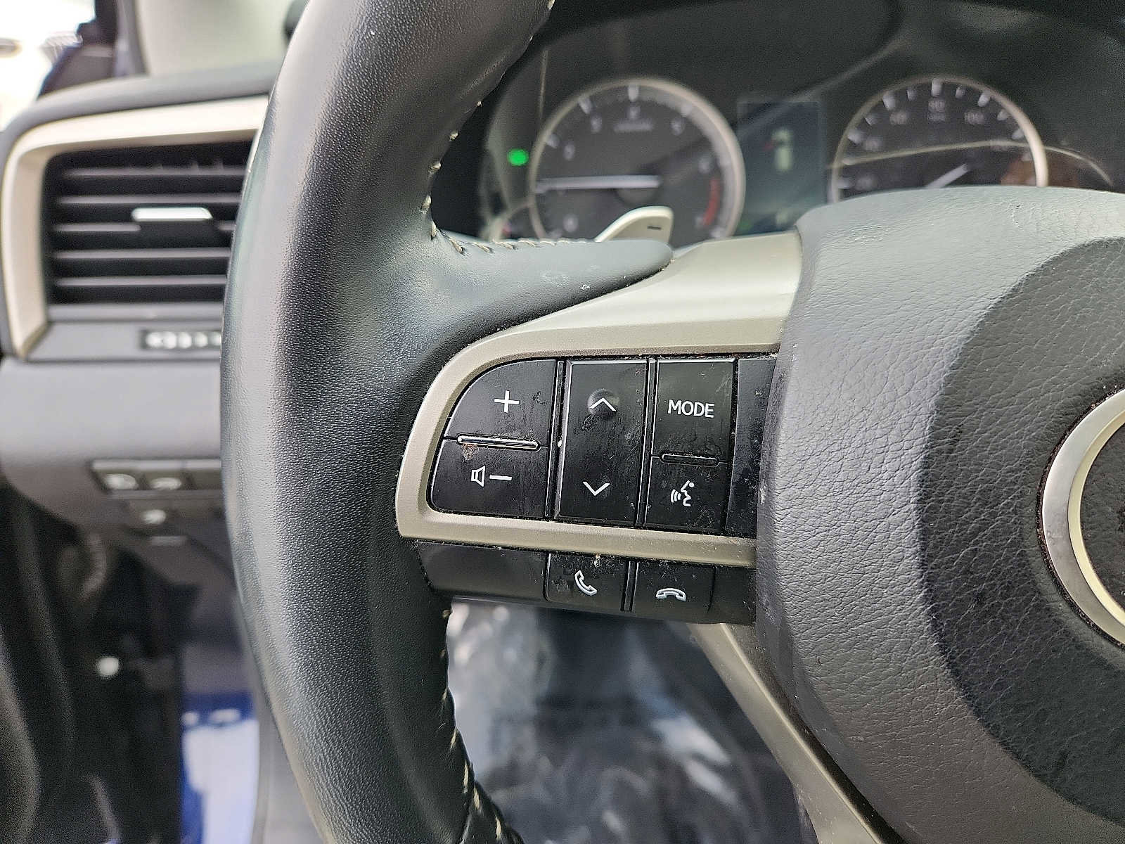 Used 2022 Lexus RX 350 AWD w/ Premium Package image 18