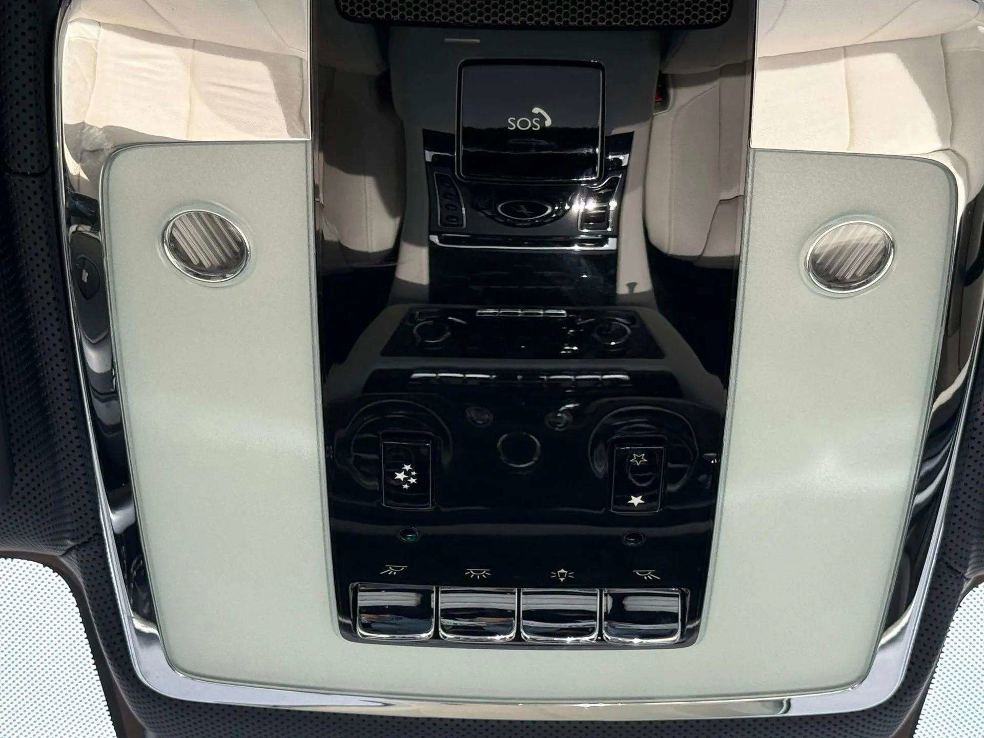 Used 2022 Rolls-Royce Ghost AWD/4WD image 46