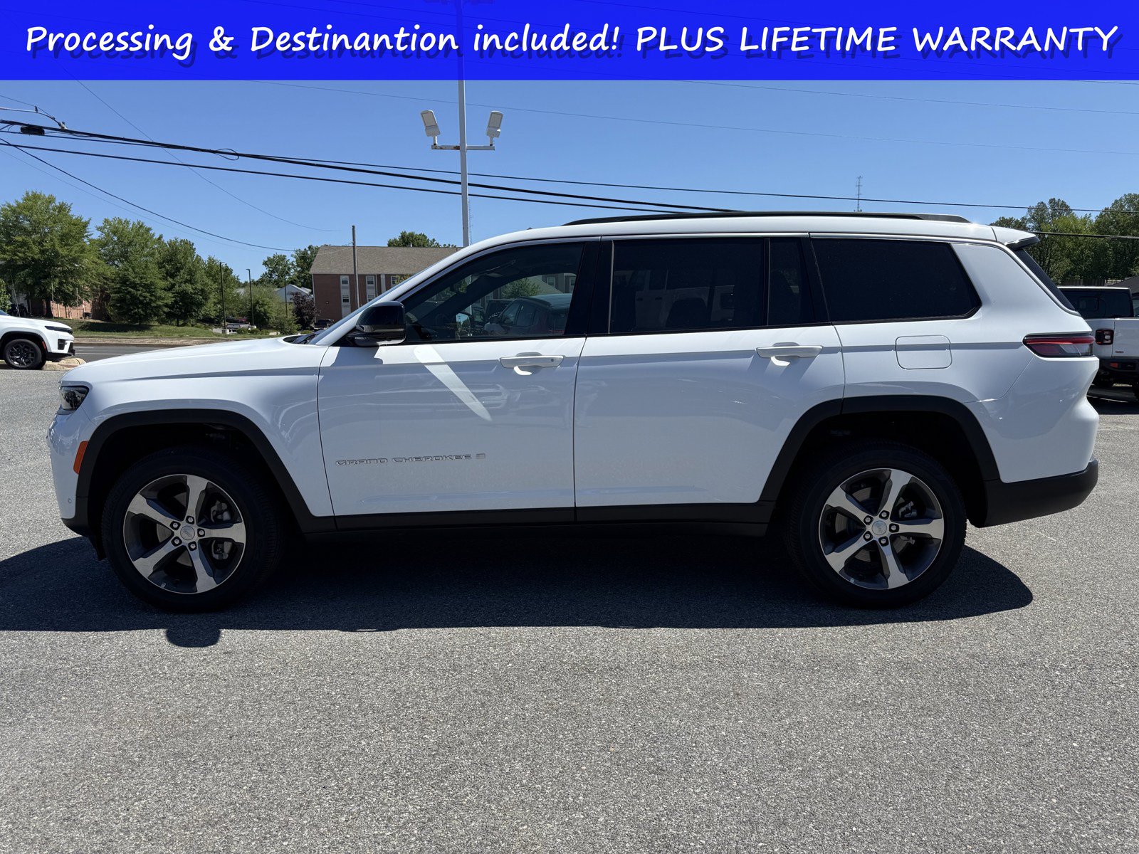 New 2026 Jeep Grand Cherokee L Limited w/ Luxury Tech Group II AWD/4WD image 6