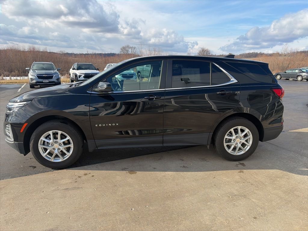 Certified 2024 Chevrolet Equinox LT w/ LPO, Floor Liner Package image 4