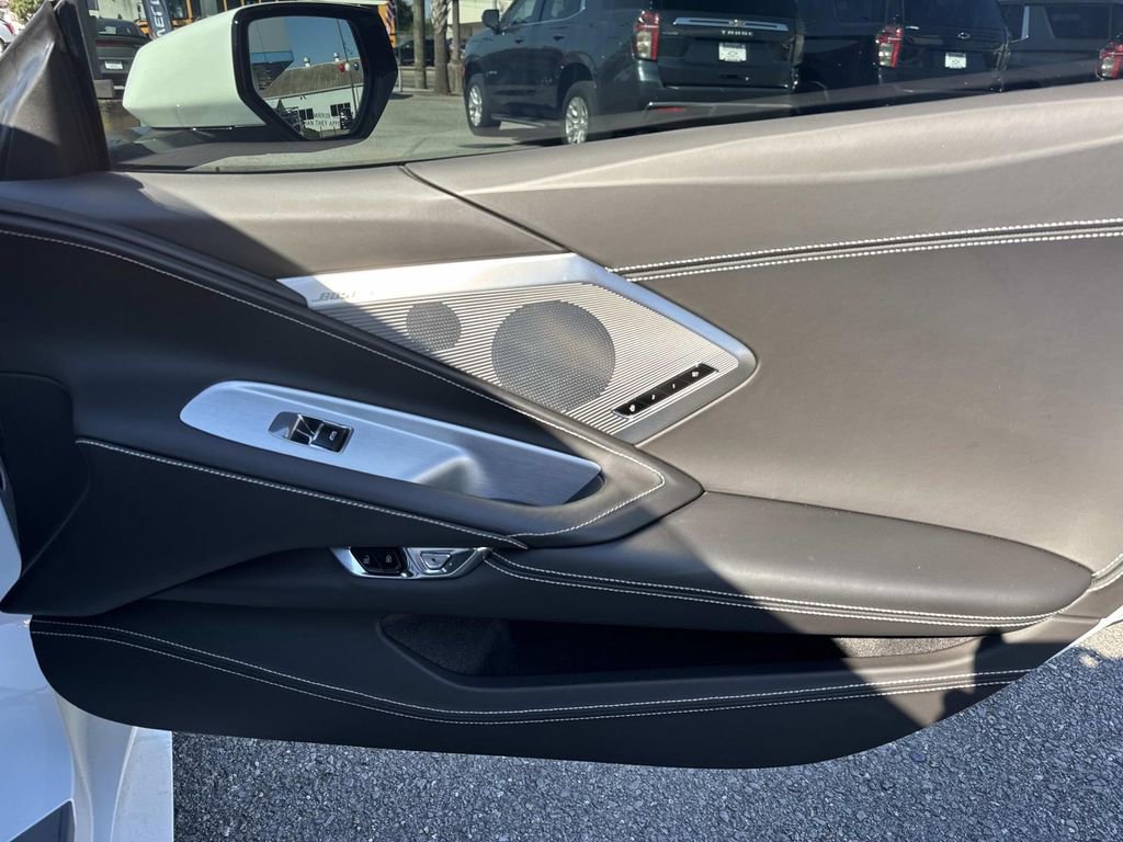 Used 2023 Chevrolet Corvette Stingray Premium Cpe w/ Z51 Performance Package image 11