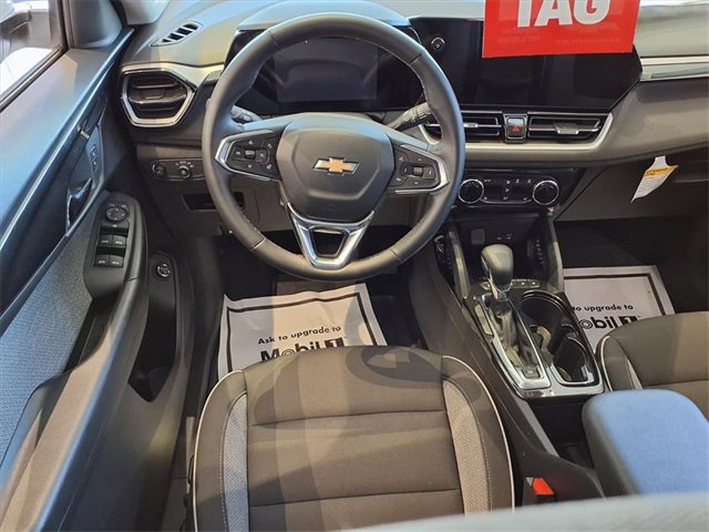 New 2025 Chevrolet TrailBlazer LT w/ Convenience Package image 9