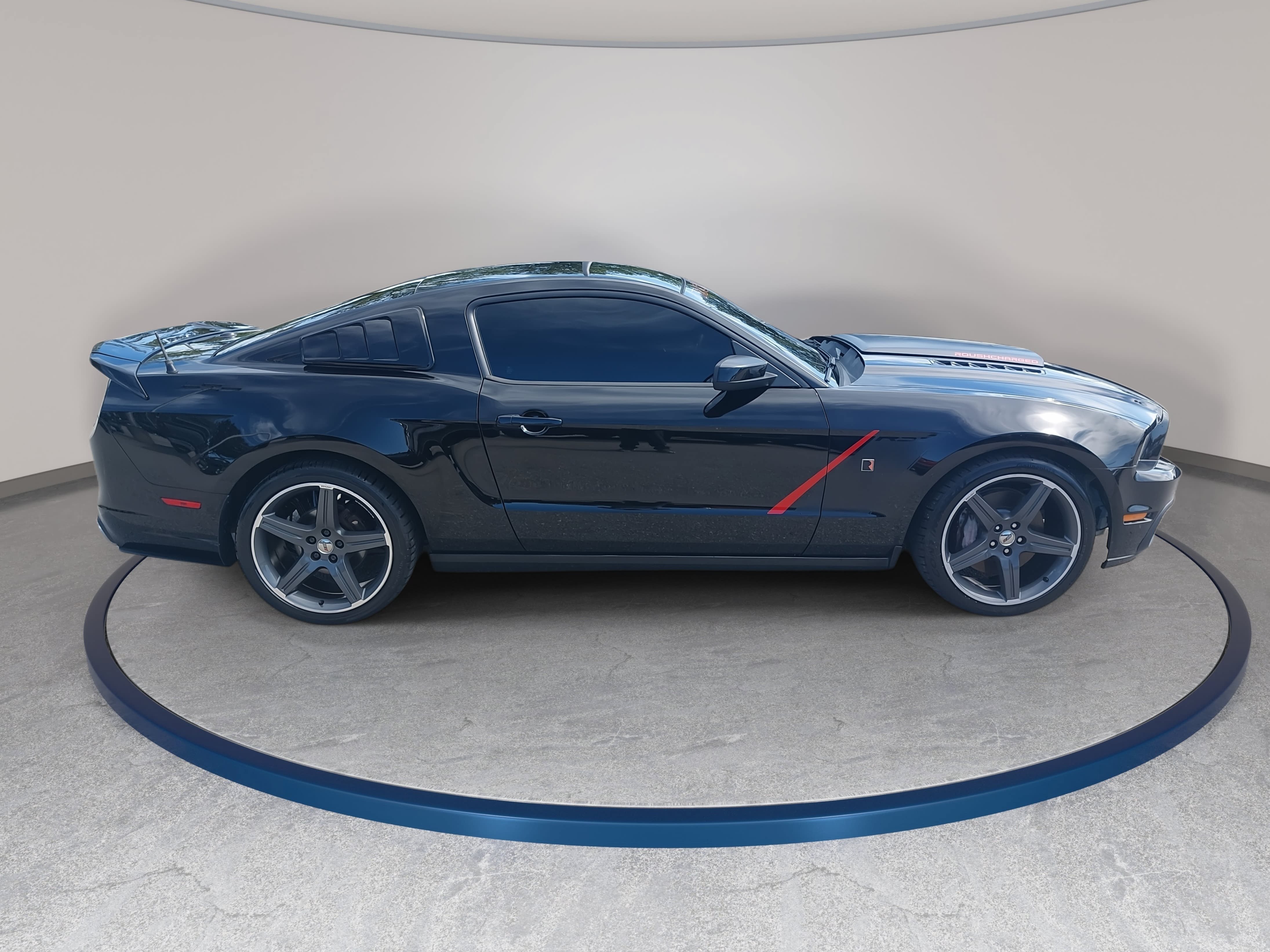 Used 2014 Ford Mustang GT Premium w/ GT Track Package RWD image 4