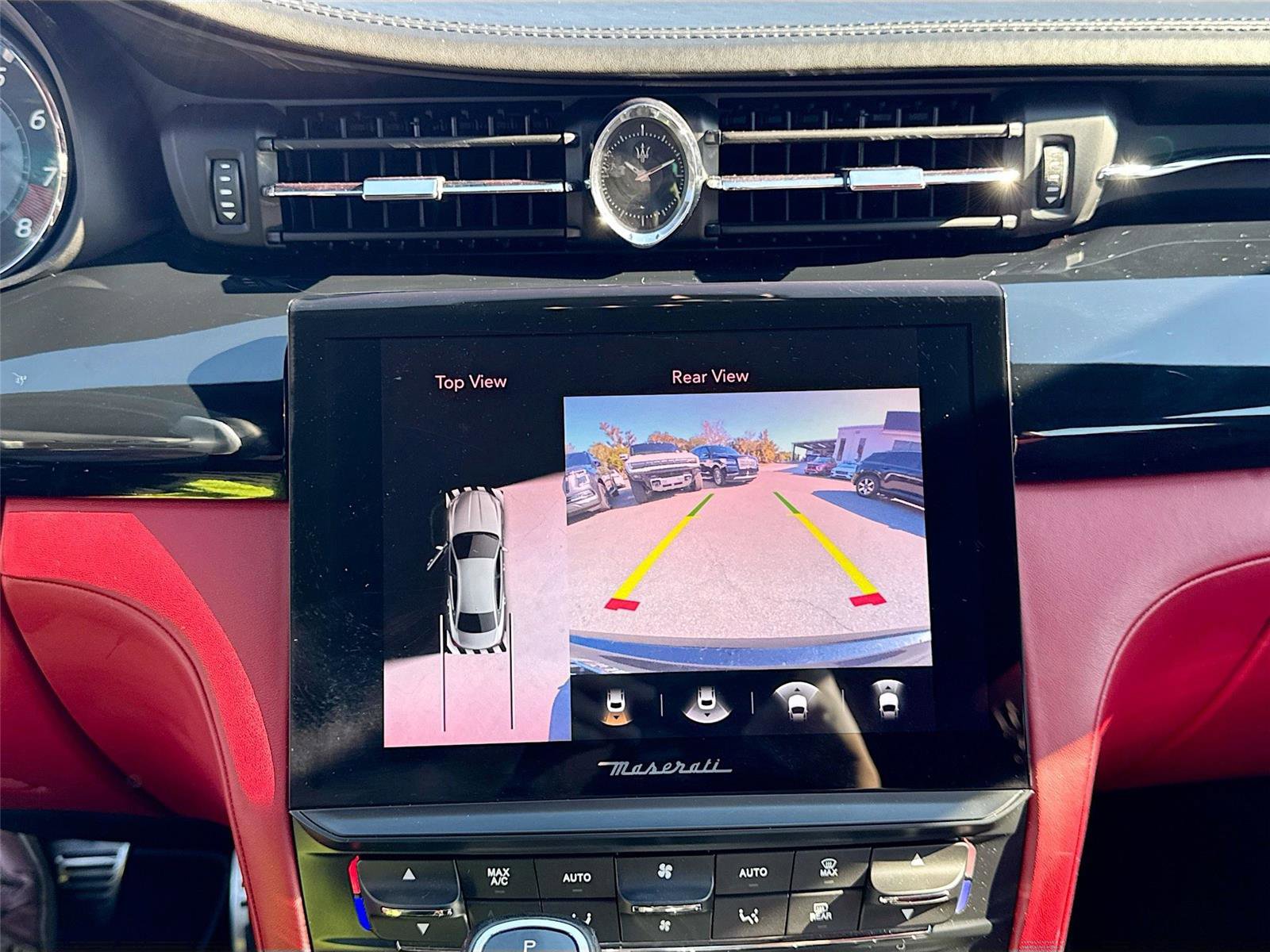 Used 2021 Maserati Quattroporte Trofeo image 13