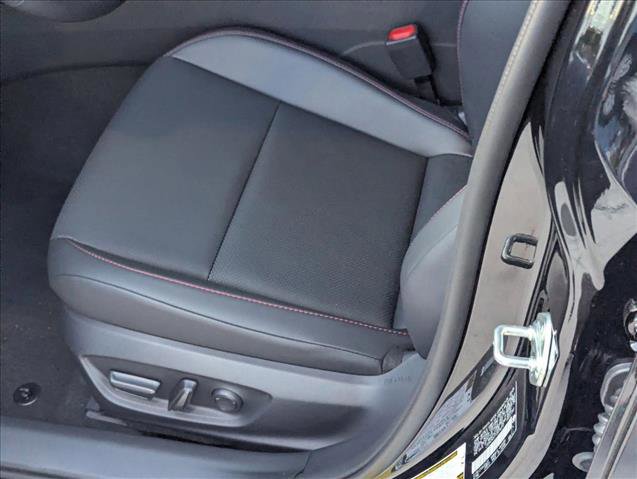 New 2026 Toyota Prius Plug-In Hybrid FWD image 4