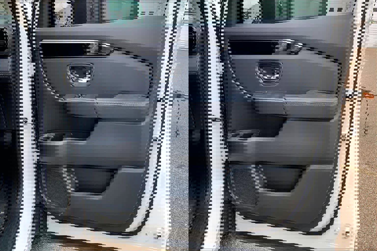 Used 2025 Honda Pilot EX-L image 23