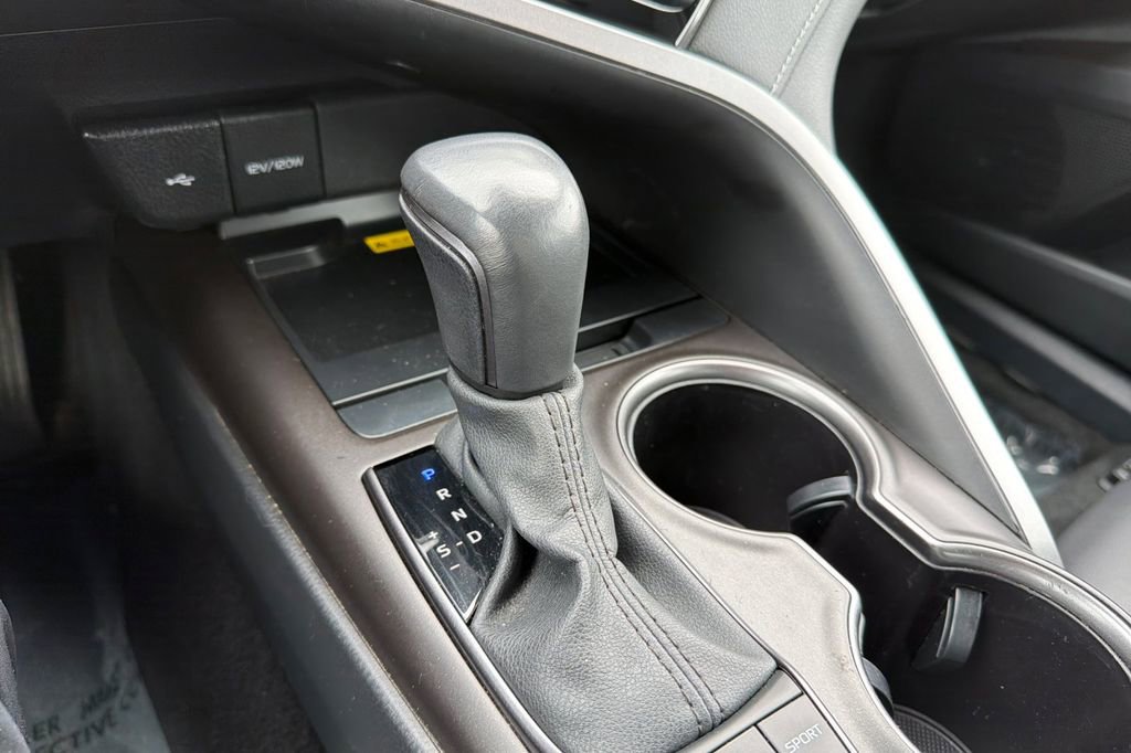 Used 2024 Toyota Camry XSE FWD image 17