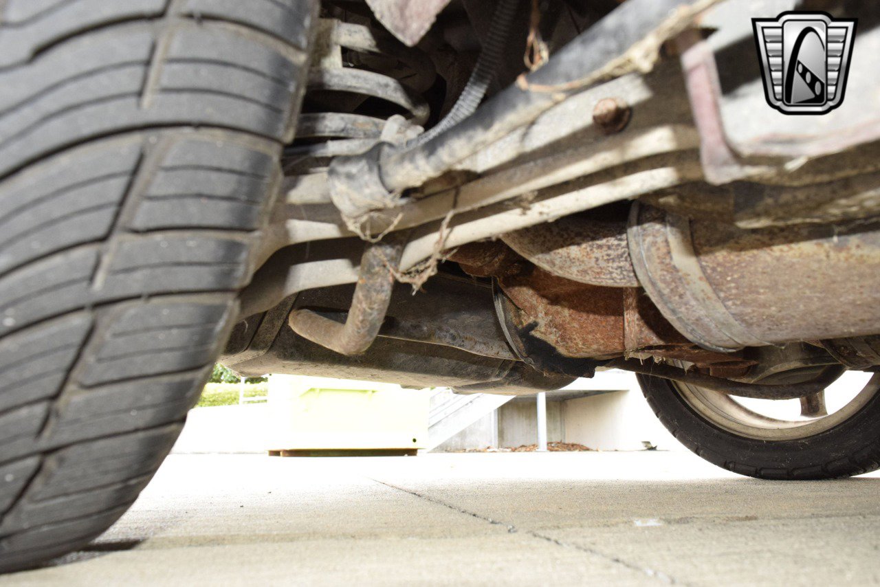 Used 1998 Ford Mustang Cobra image 17