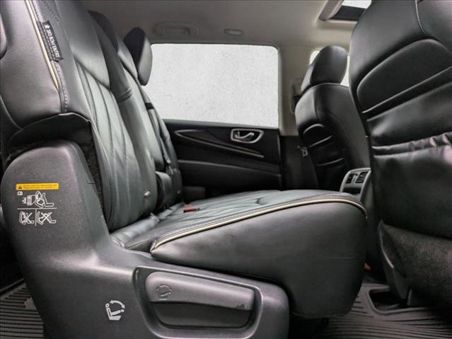 Used 2019 INFINITI QX60 Luxe w/ Essential Package image 22