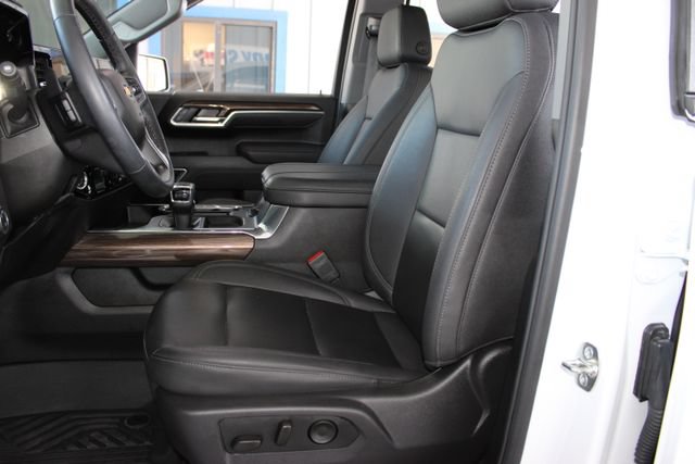 Used 2026 Chevrolet Silverado 1500 LT w/ Texas Edition Plus AWD/4WD image 21