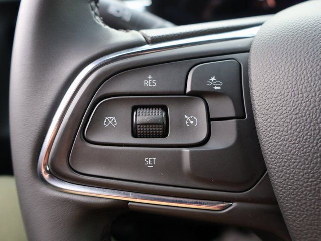 Certified 2025 Buick Envista Sport Touring image 31