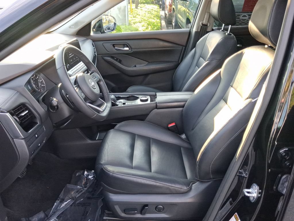 Certified 2022 Nissan Rogue SL w/ SL Premium Package AWD/4WD image 14