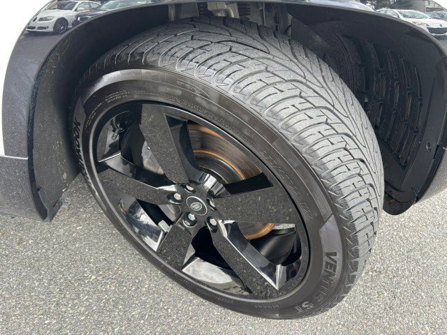 Used 2022 Land Rover Defender 110 X-Dynamic SE image 32