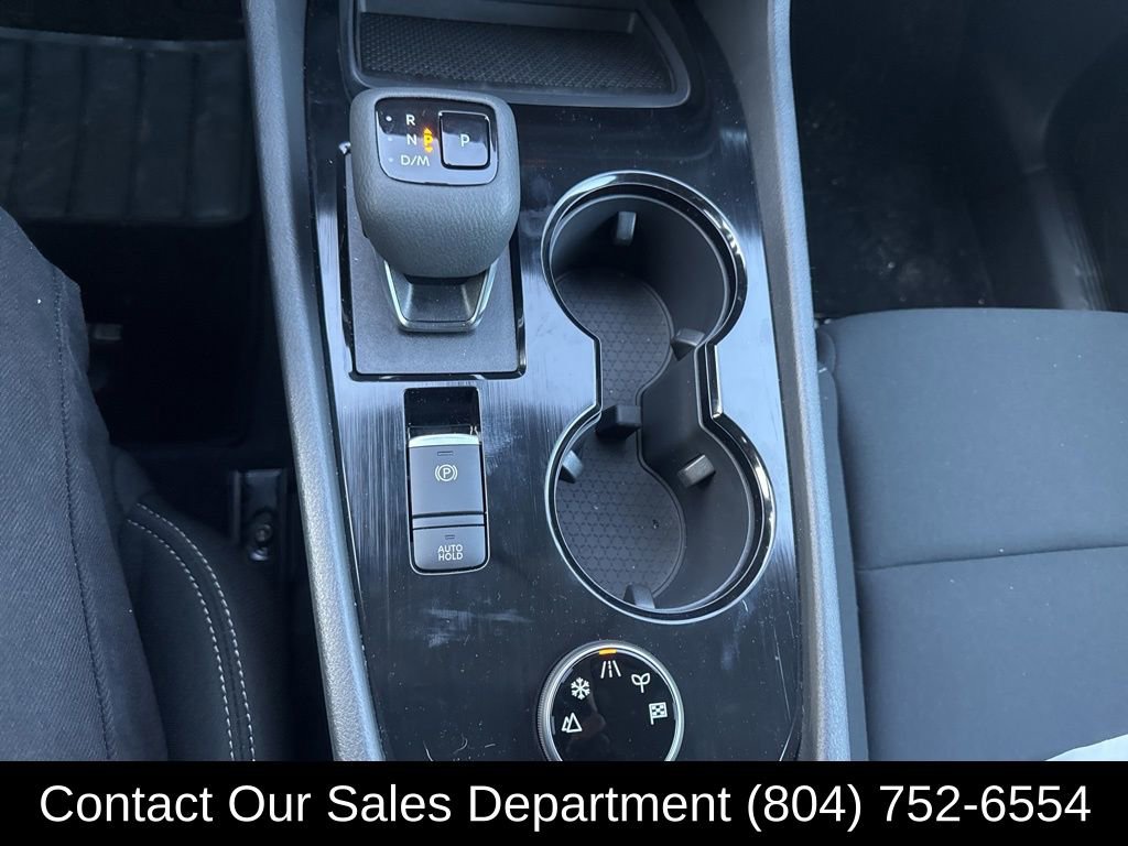 Used 2025 Nissan Rogue S image 22