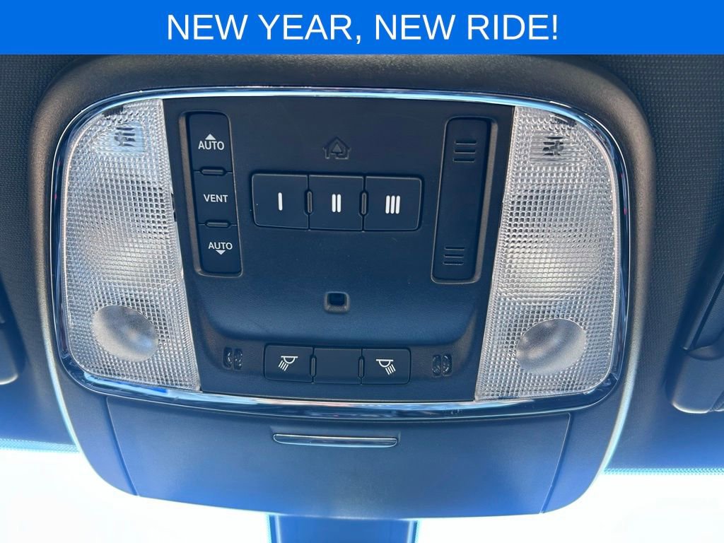 Used 2022 Dodge Charger GT w/ Plus Group image 18