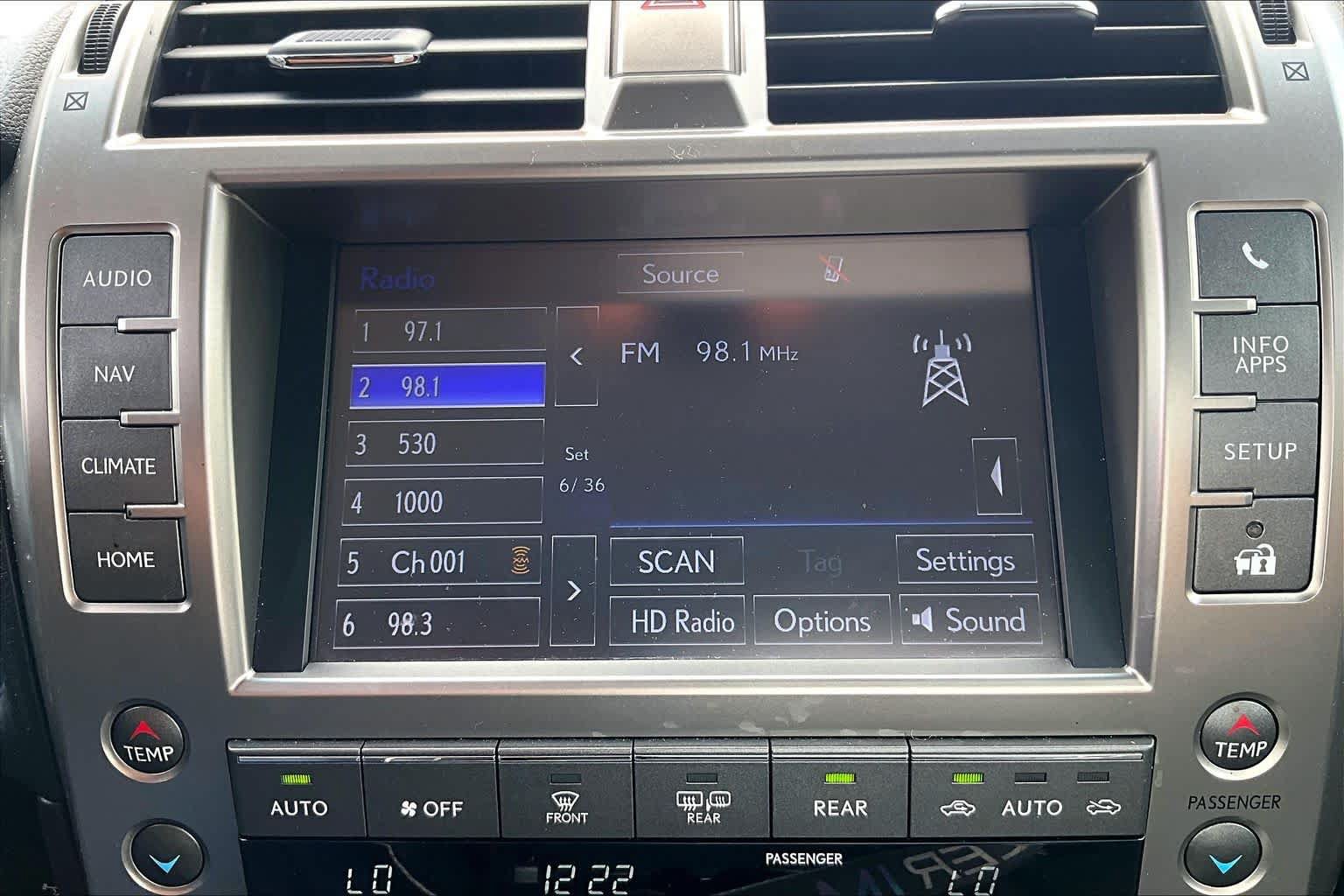 Used 2019 Lexus GX 460 Premium AWD/4WD image 34